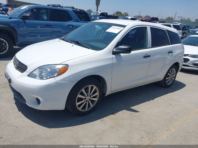 45293580 :رقم المزاد ، 2T1KR32EX5C550702 vin ، 2005 Toyota Matrix مزاد بيع