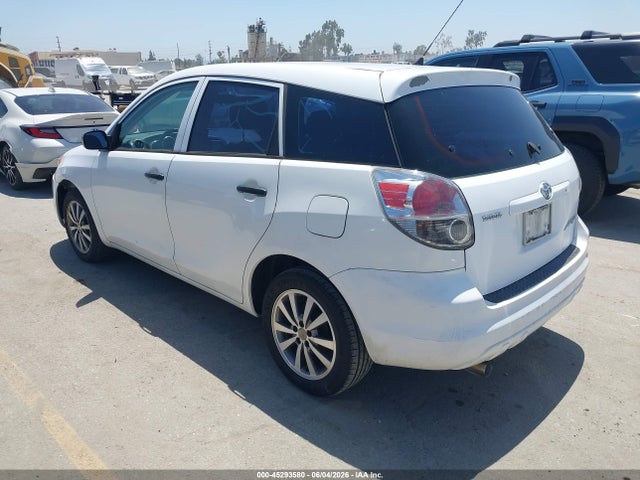 45293580 :رقم المزاد ، 2T1KR32EX5C550702 vin ، 2005 Toyota Matrix مزاد بيع