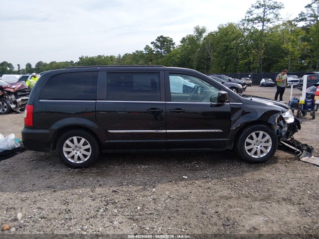 45293588 :رقم المزاد ، 2C4RC1BG0GR292991 vin ، 2016 Chrysler Town & Country Touring مزاد بيع