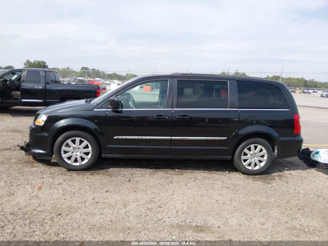 45293588 :رقم المزاد ، 2C4RC1BG0GR292991 vin ، 2016 Chrysler Town & Country Touring مزاد بيع