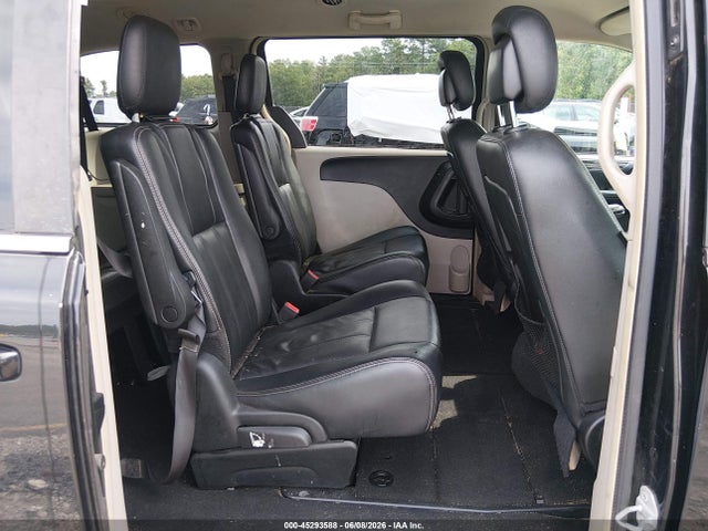 45293588 :رقم المزاد ، 2C4RC1BG0GR292991 vin ، 2016 Chrysler Town & Country Touring مزاد بيع