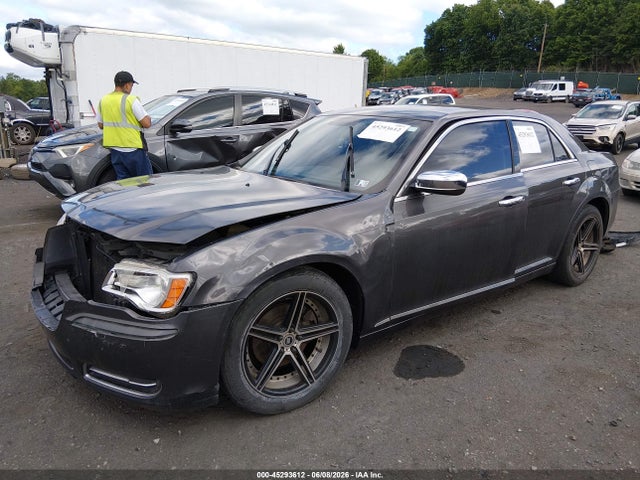 2013 Chrysler 300 Motown მანქანა იყიდება აუქციონზე, vin: 2C3CCAAG5DH615218, აუქციონის ნომერი: 45293612