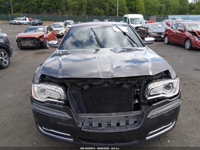 2013 Chrysler 300 Motown მანქანა იყიდება აუქციონზე, vin: 2C3CCAAG5DH615218, აუქციონის ნომერი: 45293612