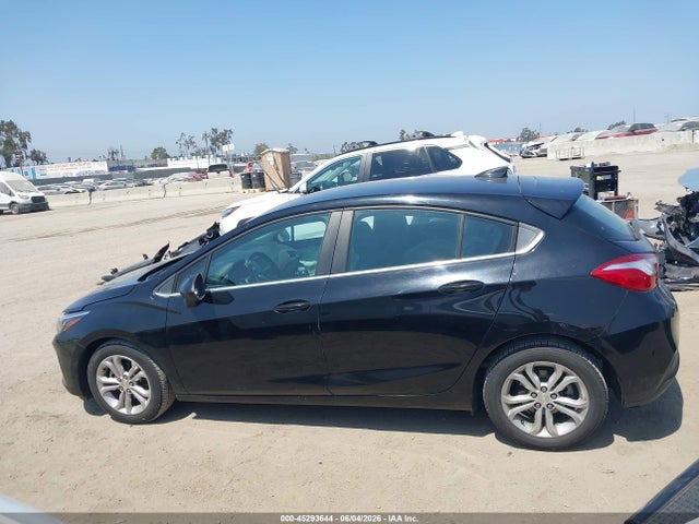 2019 Chevrolet Cruze Lt მანქანა იყიდება აუქციონზე, vin: 3G1BE6SM5KS545323, აუქციონის ნომერი: 45293644