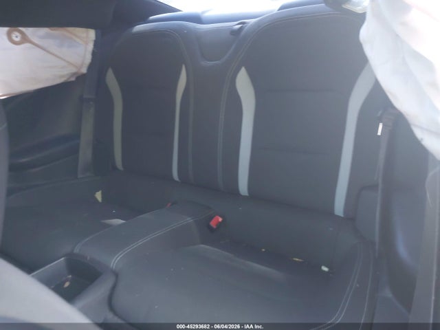 Chevrolet Camaro 1lt 2016 1G1FB1RS9G0134569 Image 8