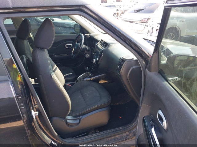 45293687 :رقم المزاد ، KNDJP3A59F7157828 vin ، 2015 Kia Soul + مزاد بيع