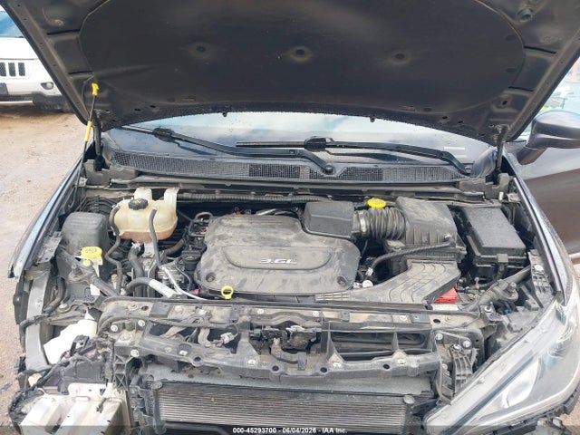 45293700 :رقم المزاد ، 2C4RC1BG4JR306673 vin ، 2018 Chrysler Pacifica Touring L مزاد بيع
