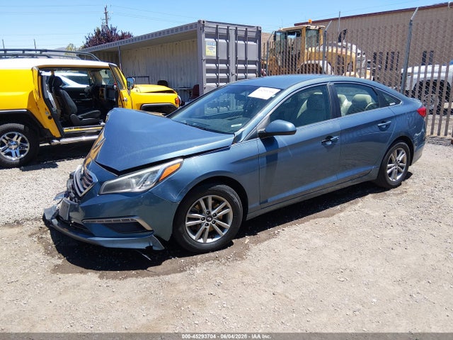 2015 Hyundai Sonata Se მანქანა იყიდება აუქციონზე, vin: 5NPE24AF4FH039759, აუქციონის ნომერი: 45293704