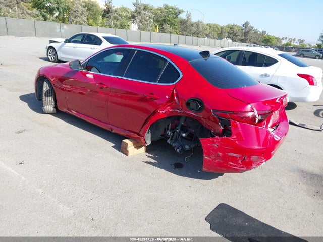 Продажа на аукционе авто 2017 Alfa Romeo Giulia Rwd, vin: ZARFAEBN1H7562561, номер лота: 45293726