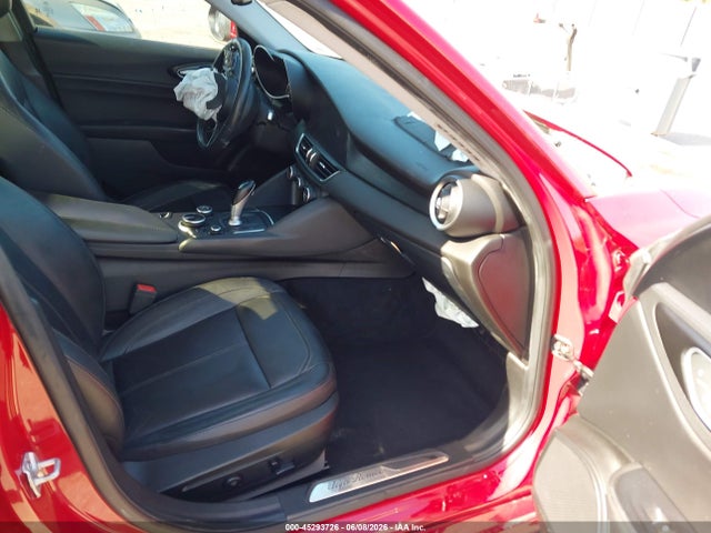 Продажа на аукционе авто 2017 Alfa Romeo Giulia Rwd, vin: ZARFAEBN1H7562561, номер лота: 45293726