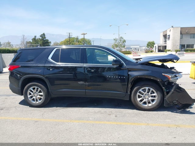 2021 Chevrolet Traverse Fwd Ls მანქანა იყიდება აუქციონზე, vin: 1GNERFKW7MJ165096, აუქციონის ნომერი: 45293742