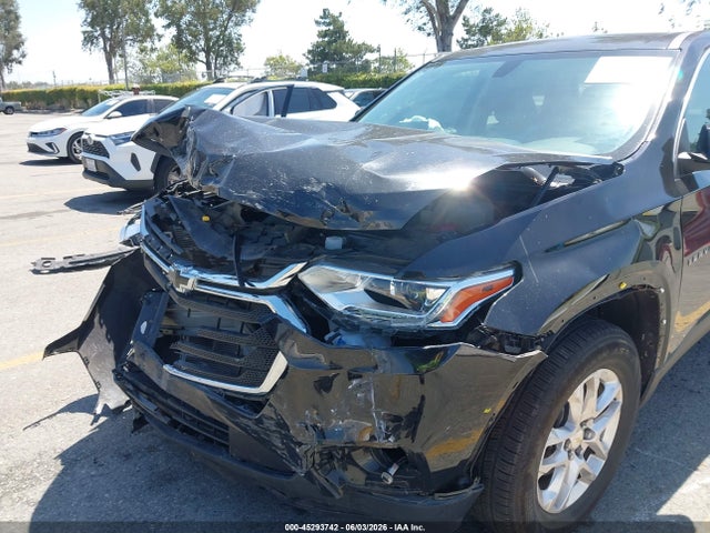 2021 Chevrolet Traverse Fwd Ls მანქანა იყიდება აუქციონზე, vin: 1GNERFKW7MJ165096, აუქციონის ნომერი: 45293742