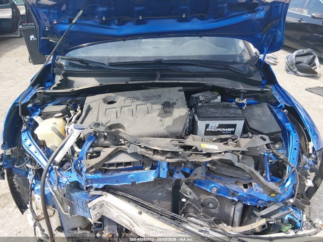 NMTKHMBX2JR051306 Toyota C-hr Xle Premium