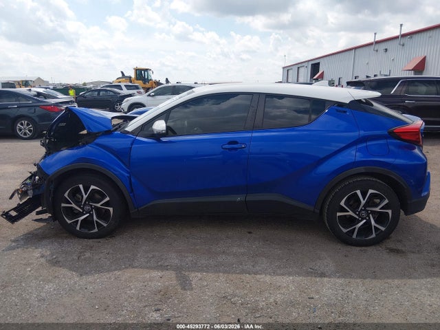 NMTKHMBX2JR051306 Toyota C-hr Xle Premium