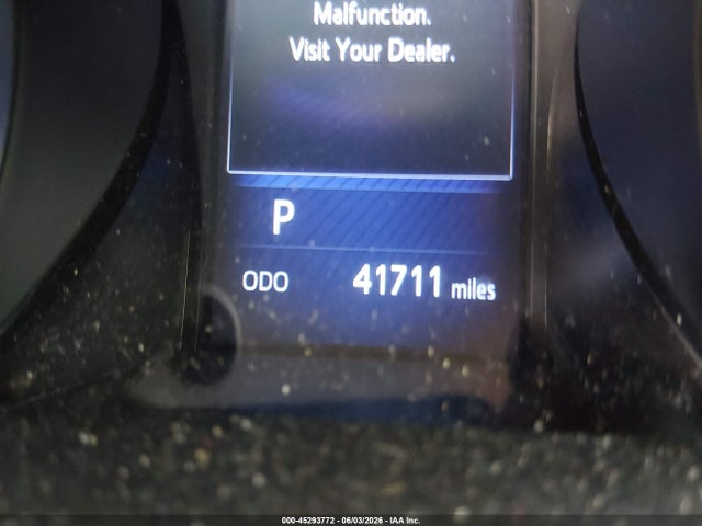NMTKHMBX2JR051306 Toyota C-hr Xle Premium