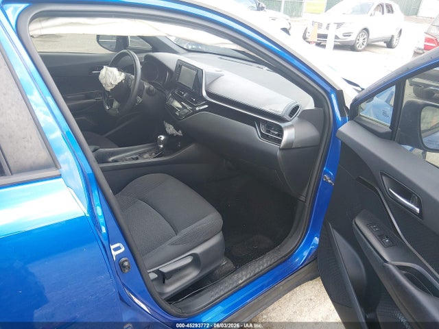NMTKHMBX2JR051306 Toyota C-hr Xle Premium