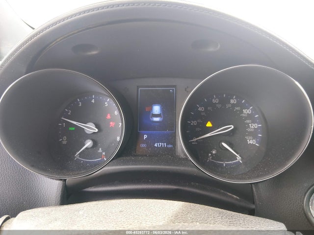 NMTKHMBX2JR051306 Toyota C-hr Xle Premium