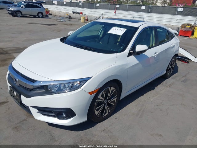 Honda Civic Ex-t 2018 JHMFC1F30JX004047 Image 2
