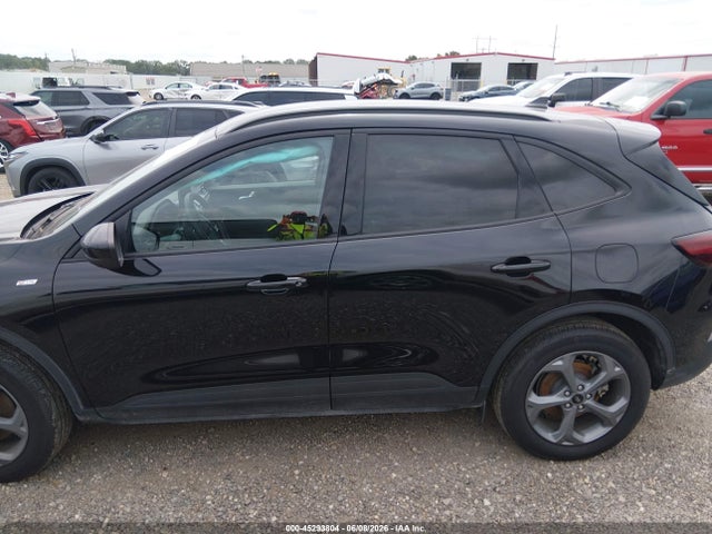 45293804 :رقم المزاد ، 1FMCU9NA2SUB23572 vin ، 2025 Ford Escape St-line Select مزاد بيع