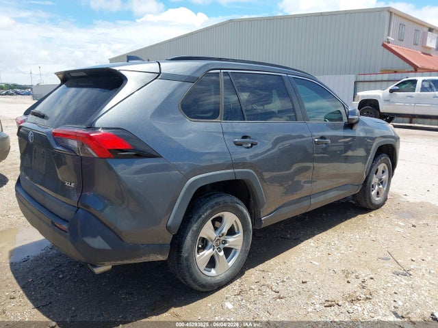 Toyota Rav4 Xle 2021 2T3W1RFV6MC130317 Image 4