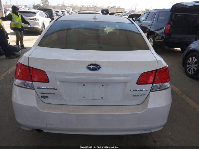 45293913 :رقم المزاد ، 4S3BMBC69E3005972 vin ، 2014 Subaru Legacy 2.5i Premium مزاد بيع