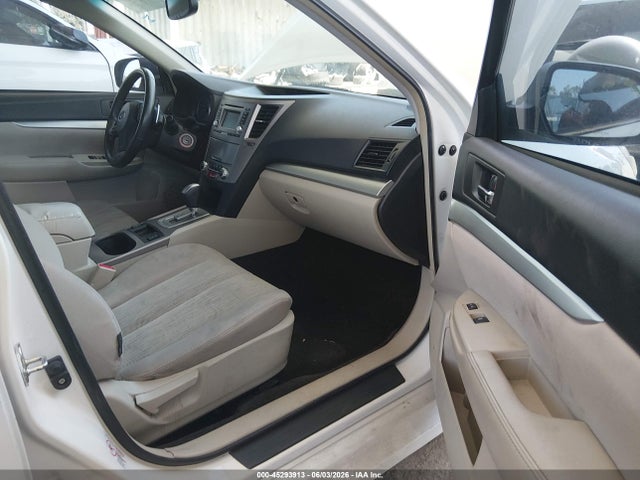 45293913 :رقم المزاد ، 4S3BMBC69E3005972 vin ، 2014 Subaru Legacy 2.5i Premium مزاد بيع