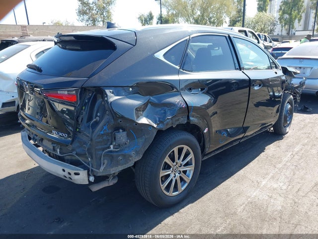 Lexus NX 300 2018 JTJYARBZ8J2100348 Image 4