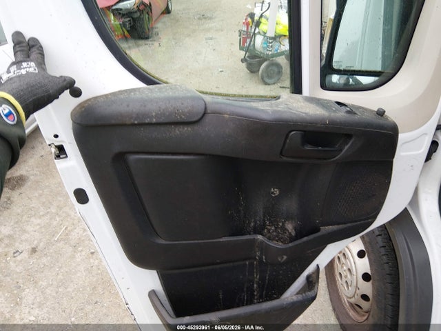 45293961 :رقم المزاد ، 3C6TRVDG0EE119163 vin ، 2014 Ram Promaster 2500 High Roof مزاد بيع