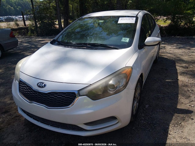 2015 Kia Forte Lx მანქანა იყიდება აუქციონზე, vin: KNAFX4A6XF5340779, აუქციონის ნომერი: 45293970