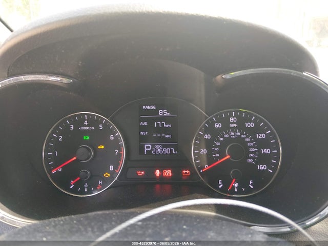2015 Kia Forte Lx მანქანა იყიდება აუქციონზე, vin: KNAFX4A6XF5340779, აუქციონის ნომერი: 45293970