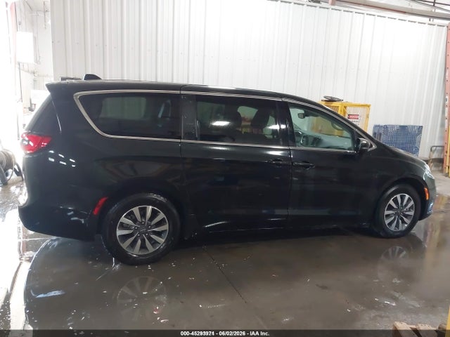 2C4RC1L70PR572747 Chrysler Pacifica Hybrid Touring L