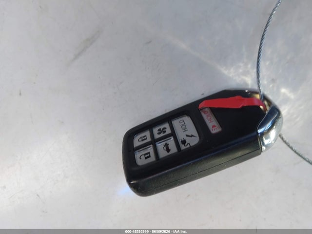 JHMZC5F13JC021760 Honda CLARITY PLUG-IN HYBRID