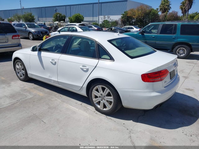 Продаж на аукціоні авто 2011 Audi A4 2.0t Premium, vin: WAUAFAFL3BN039727, номер лоту: 45294004