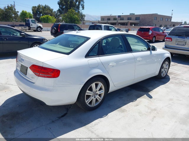Продаж на аукціоні авто 2011 Audi A4 2.0t Premium, vin: WAUAFAFL3BN039727, номер лоту: 45294004