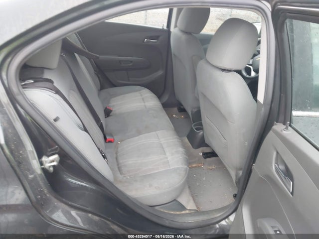 Chevrolet Sonic Lt Auto 2015 1G1JC5SH1F4166890 Image 8
