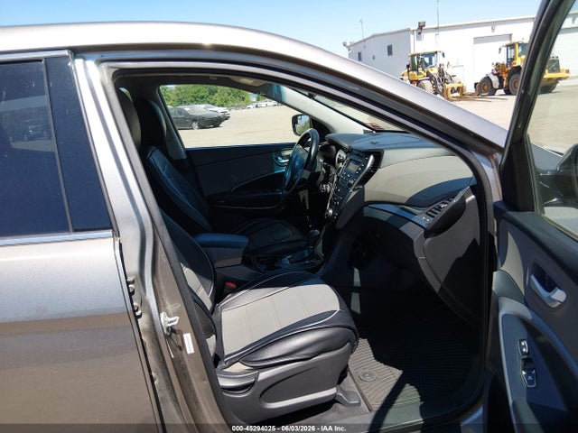 5XYZTDLB2FG252418 Hyundai Santa Fe Sport 2.4l