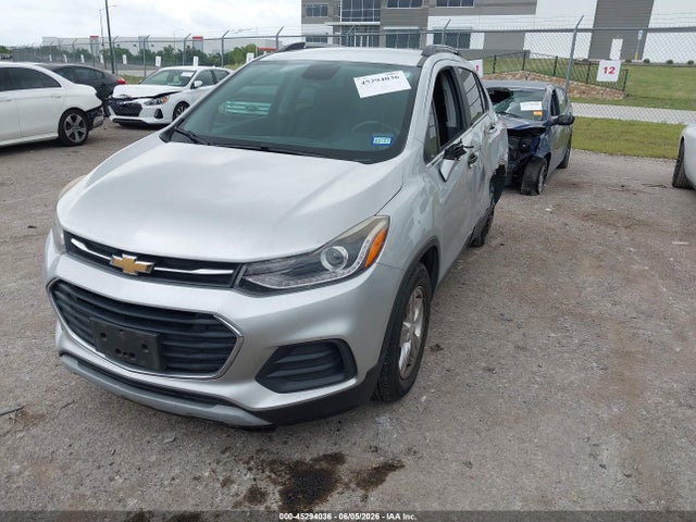 45294036 :رقم المزاد ، KL7CJLSB6JB676868 vin ، 2018 Chevrolet Trax Lt مزاد بيع