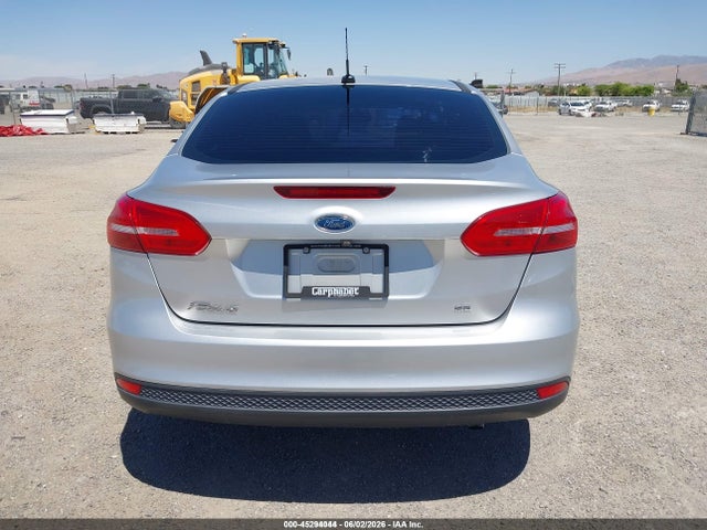 1FADP3F27JL317156 Ford FOCUS SE
