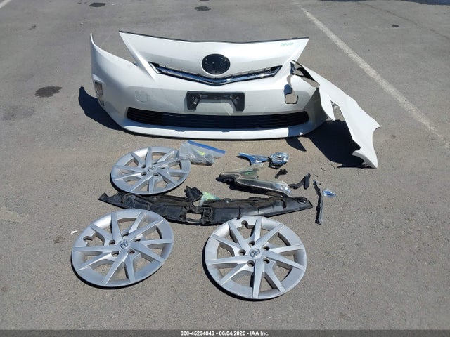 45294049 :رقم المزاد ، JTDZN3EU6D3204506 vin ، 2013 Toyota Prius V Three مزاد بيع