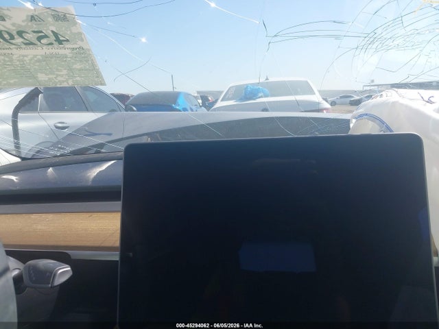 2023 Tesla Model 3 Rear-wheel Drive მანქანა იყიდება აუქციონზე, vin: 5YJ3E1EA0PF716270, აუქციონის ნომერი: 45294062