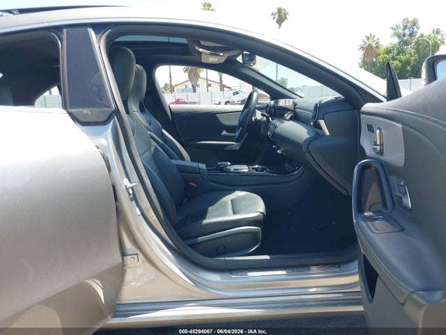Aukcja sprzedaży 2020 Mercedes-benz Cla 250, vin: W1K5J4GB9LN081465, numer aukcji: 45294067