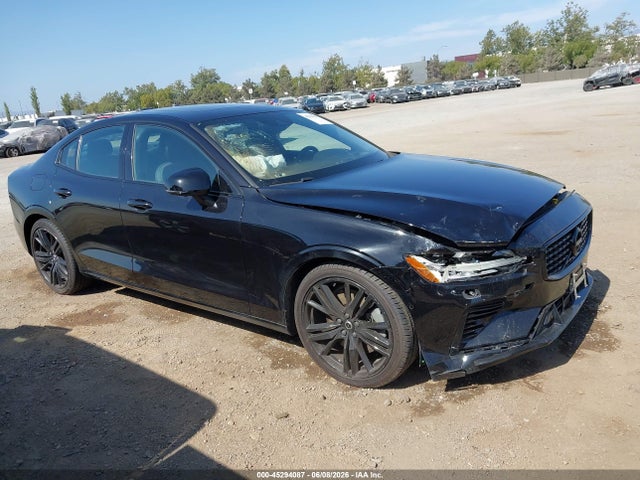 Volvo S60 Recharge Plug-in Hybrid T8 Black Edition R-design Extended Range 2022 7JRH60FD3NG192400 main image
