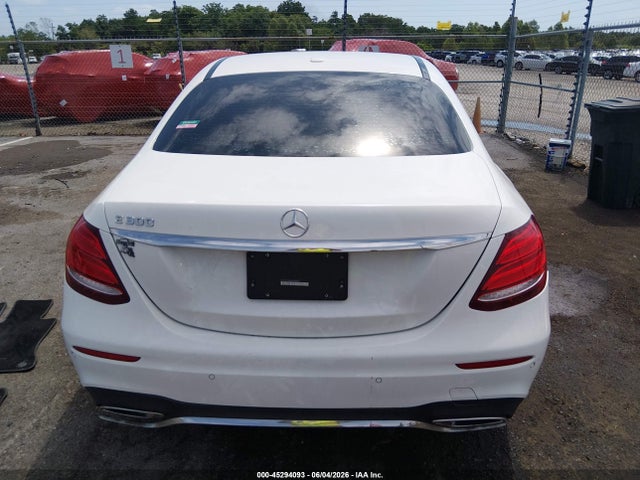 Mercedes-Benz E 300 2017 WDDZF4JB3HA242967 Image 16