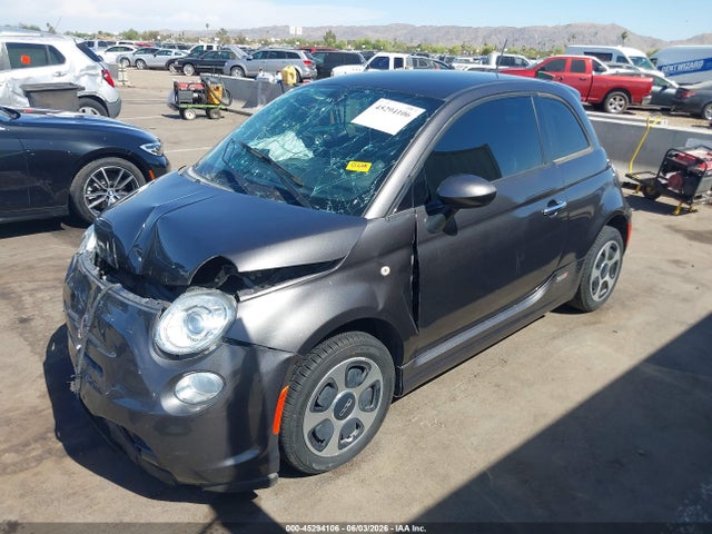 2017 Fiat 500e Battery Electric მანქანა იყიდება აუქციონზე, vin: 3C3CFFGEXHT699253, აუქციონის ნომერი: 45294106