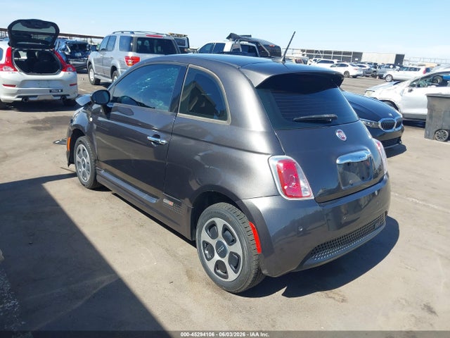 2017 Fiat 500e Battery Electric მანქანა იყიდება აუქციონზე, vin: 3C3CFFGEXHT699253, აუქციონის ნომერი: 45294106