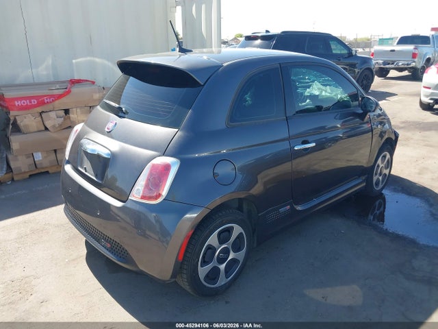 2017 Fiat 500e Battery Electric მანქანა იყიდება აუქციონზე, vin: 3C3CFFGEXHT699253, აუქციონის ნომერი: 45294106