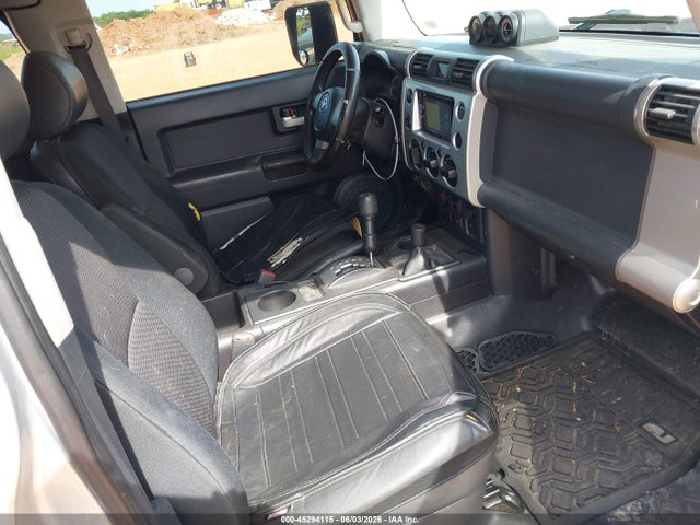 Auction sale of the 2008 Toyota Fj Cruiser, vin: JTEBU11FX8K027479, lot number: 45294115