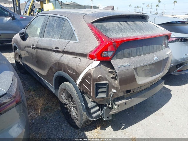 Продаж на аукціоні авто 2018 Mitsubishi Eclipse Cross Le, vin: JA4AT4AA8JZ051151, номер лоту: 45294139