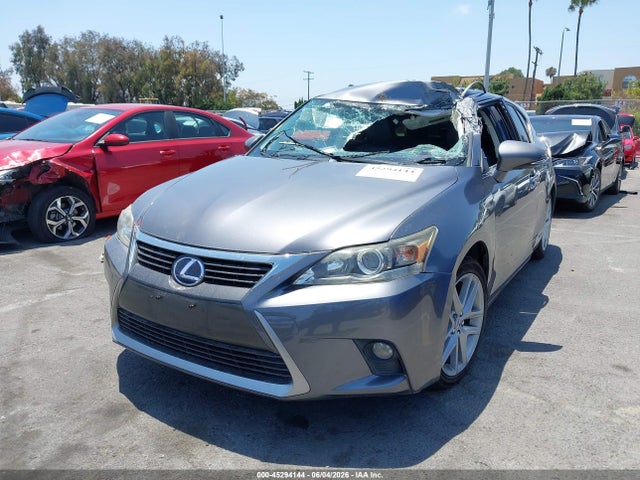 Lexus CT 200H 2014 JTHKD5BH6E2175070 Image 2