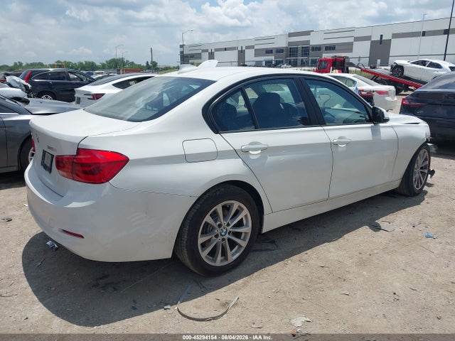 Продаж на аукціоні авто 2018 Bmw 320i Xdrive, vin: WBA8E5G55JNV02121, номер лоту: 45294154
